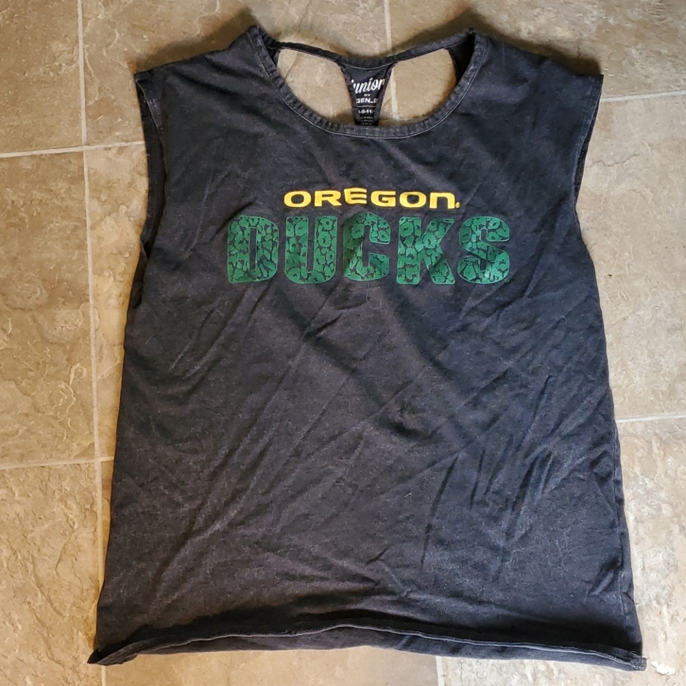 Oregon Ducks Cut Back Sleevess Tank Top Tee Shirt